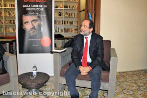 Viterbo - L'incontro con Ingroia della Uil scuola