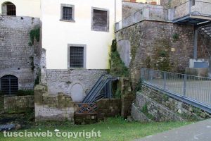 Viterbo - Palazzo di Vico - L'area esterna