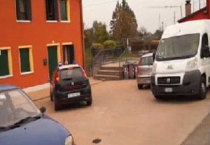 Mestre - Operazione “Freccia gialla” - Prostituzione in appartamento, sette arresti