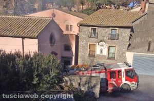 Viterbo - Casa in fiamme a via Faul