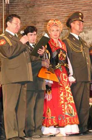 Viterbo - Il coro dell'Armata Rossa a Ferento 