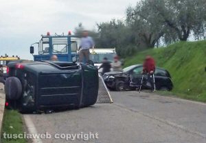 Fabrica di Roma - Scontro fra auto sulla Sp27 Faleriense
