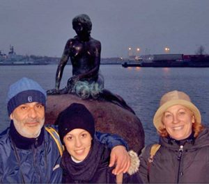 Fabrica di Roma - La famiglia Menicocci. A sinistra il padre Claudio