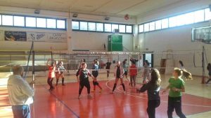 Gli studenti che hanno partecipato all'iniziativa "Scuola-Movimento-Sport-Salute”