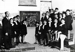 Viterbo - Come eravamo 1959 - Classe terza elementare con il maestro Ricci