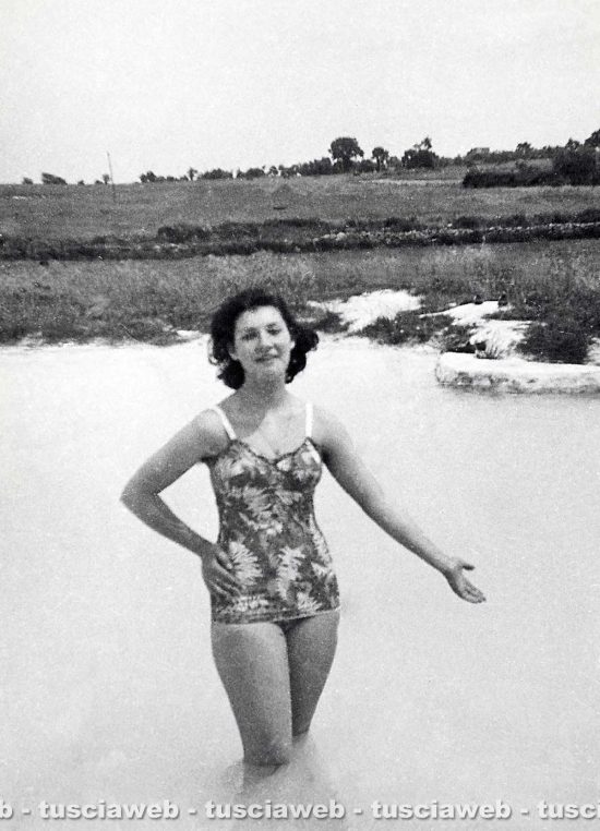 Viterbo - Come eravamo 1965 - Ivana Lanzi al bullicame