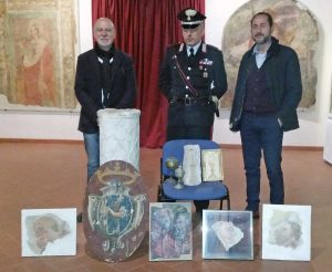 Tornano a Sutri i reperti trafugati