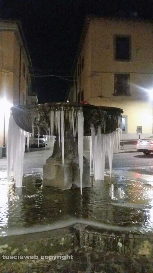 Fontana ghiacciata a San Martino al Cimino