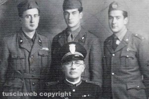 Viterbo - Il comandante delle guardie Celestino Celestini con i figli