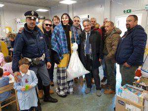 La Befana del poliziotto ad Amatrice