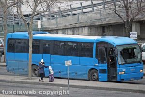 Un bus al capolinea del Riello