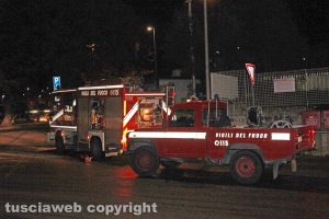 Viterbo - Scoppia idrante in via Cerasa - L'intervento dei vigili del fuoco