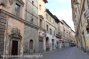 Viterbo - Via Roma