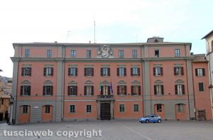 Viterbo - Il palazzo della prefettura