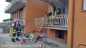 Fabrica di Roma - Incendio in un negozio per bambini