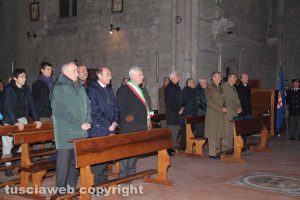 Le autorità civili e militari alla messa