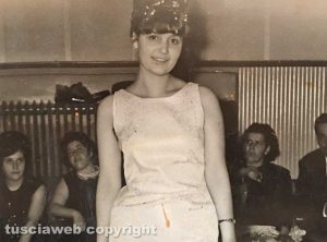 Rosa Signorelli a un ballo di carnevale