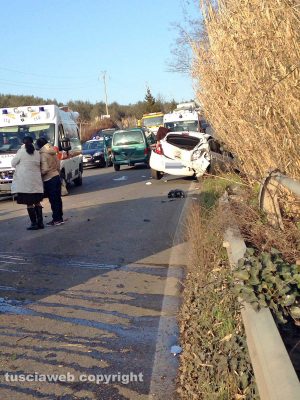Vetralla - Schianto auto-furgone sulla cassia Sud