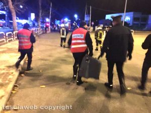 Civita Castellana - Allarme bomba - L'intervento dei carabinieri e artificieri