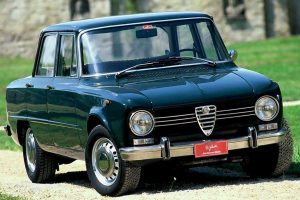 Un vecchio modello di Alfa Romeo
