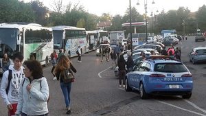 Controlli sui bus delle gite scolastici 