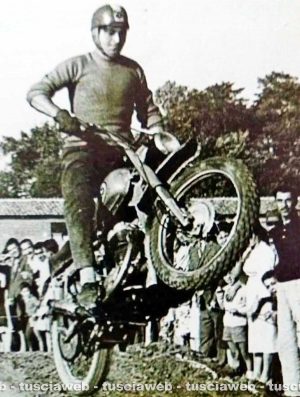 Umberto Cencioni - Foto d'epoca durante una competizioneUmberto Cencioni - Foto d'epoca durante una competizione