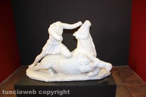 Tarquinia - La statua del Mitra Tauroctono