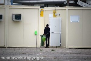 Viterbo - Profughi al campo dell'ex fiera