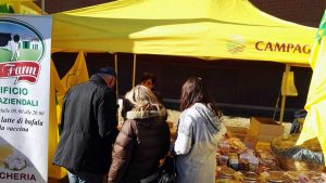 Roma - Il mercato di Campagna amica ai giardini dell'Auditorium