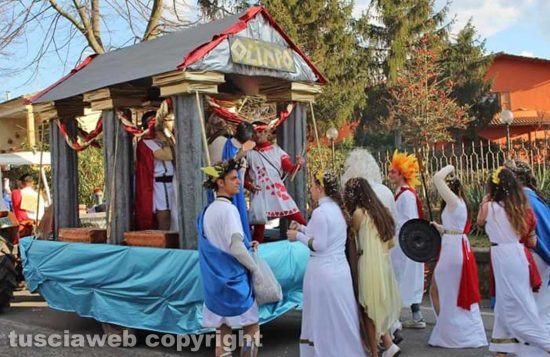Capodimonte - I carri di Carnevale