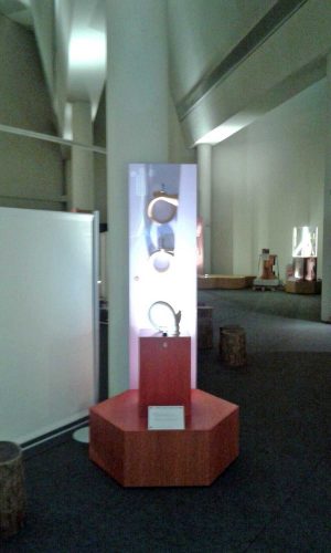 Uno degli strumenti musicali riprodotti in esposizione