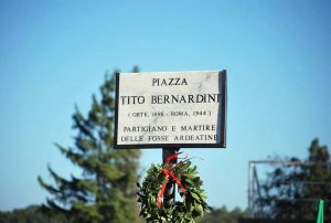 La piazza in ricordo di Tito Bernardini