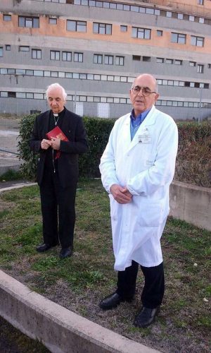 Consegnati i panini di Santa Rosa ai piccoli pazienti di Belcolle