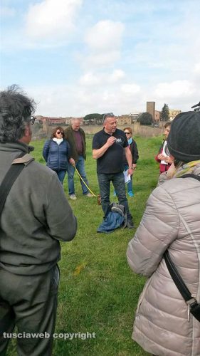 Tuscania - Passeggiata sulle scene del film “Uccellacci e uccellini”