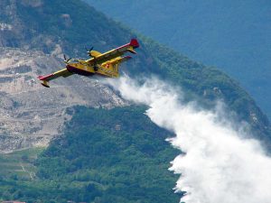 Canadair in azione