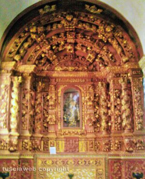 Cairu - L'altare dedicato a santa Rosa