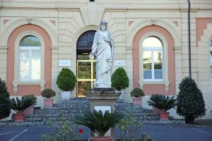 Viterbo - Complesso scolastico cardinal Ragonesi