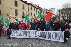 Migranti - Il sit-in a San Martino al Cimino