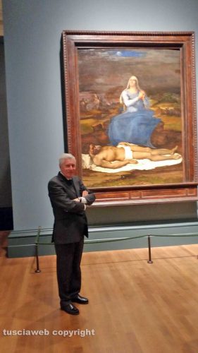 Londra - Il sindaco Michelini di fronte alla Pietà esposta alla National gallery 