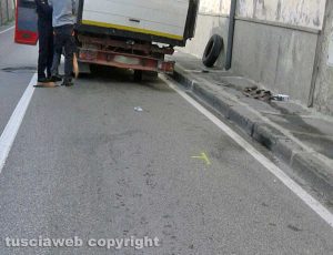 Viterbo - Incidente in via Santa Maria in Gradi