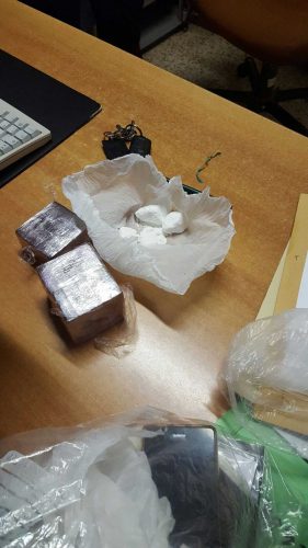 Tarquinia - Il materiale sequestrato dai carabinieri 