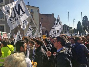 Roma - La manifestazione per il No alla direttiva Bolkestein