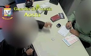 Aosta - Guardia di finanza - Arrestato psichiatra