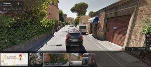 Viterbo - Furgoncino fermo a via Isonzo visto da Street view di Google maps