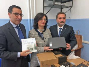 Fabrica di Roma - La consegna dei tablet 