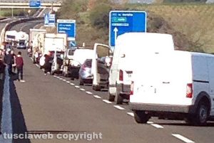 Viterbo - L'incidente sulla Superstrada