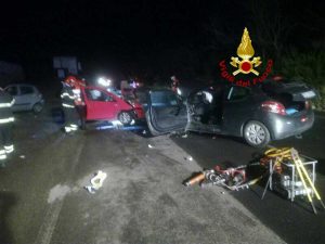 Cerveteri - Frontale tra auto, due morti