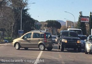 Viterbo - Scontro fra auto sulla Teverina
