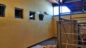 Partiti i lavori di sistemazione della copertura del palazzetto dello sport