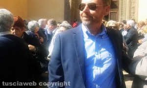 Tuscania - Il sindaco Bartolacci ai funerali di Antonio Tortolini